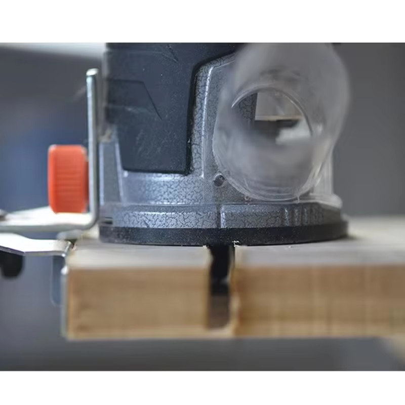 Kompaktowa podstawa frezarki w – Router Trim Base recenzja i cena