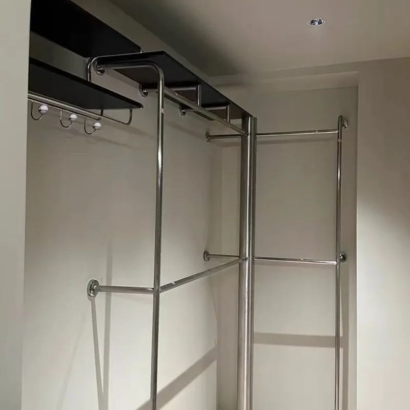 Stojak na ubrania ze stali nie – Power Tools Display Rack recenzja i cena