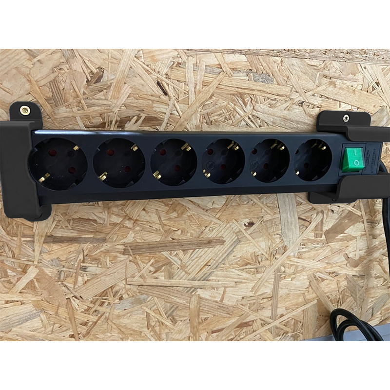 Uchwyt na listwę zasilającą z  – Power Tools Display Rack recenzja i cena